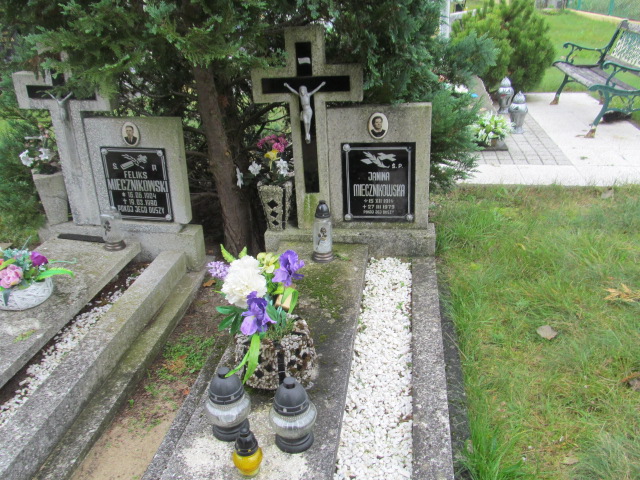 Grób Janina Miecznikowska