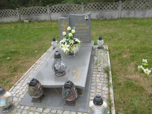 Grób Leszek Sowiński